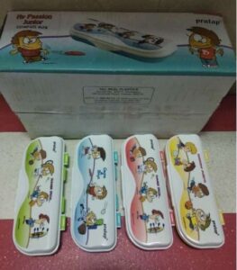 PRATAP HY PASSION PENCIL BOX MRP RS 75 (RACK G3A3)