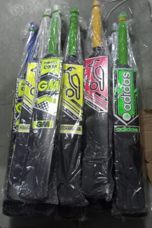 PLASTIC BAT PVC BLACK NO.8 MRP RS 475