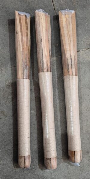__CRICKET BAT HANDLE GOOD 150 (RACK C4)