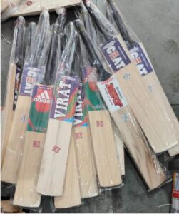 __////CRICKET BAT WOODEN 3 NO. MRP RS 285