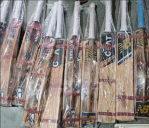 __CRICKET SCOOP BAT DOUBLE BLADE MRP RS 1600