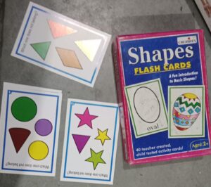 __SHAPES FLASH CARDS ART AND CRAFT RACK A1 MRP 145
